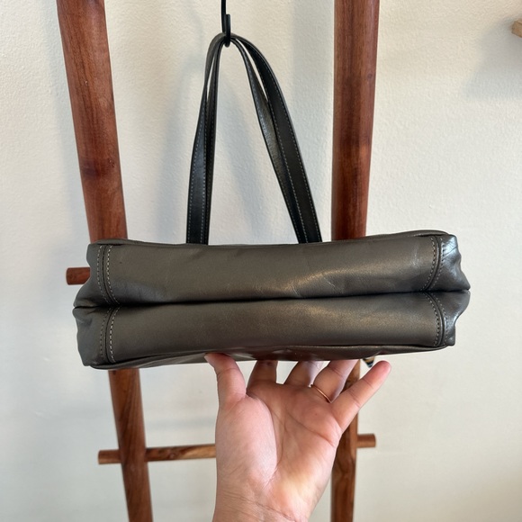 Vintage leather tote - Picture 5 of 8